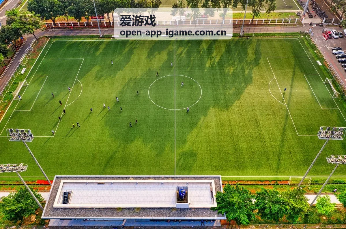 爱游戏评测：极速狂飙赛车竞速游戏赛道场景